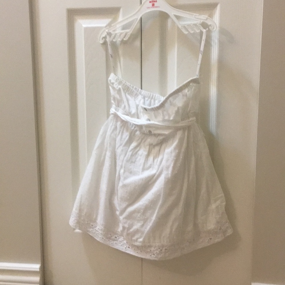 Frilly strapless top (also hooks for straps)
